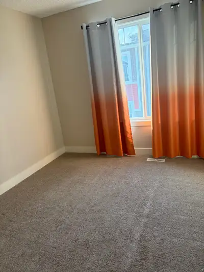 3 bedroom townhouse and Looking for a professional male.. utilities and wifi are included.. Rent and...