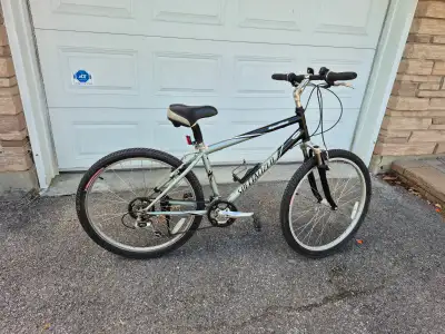 Specialized Tuned up Expedition Commuter bike, View more