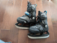 Kids adjustable skate shoes J8 - J12