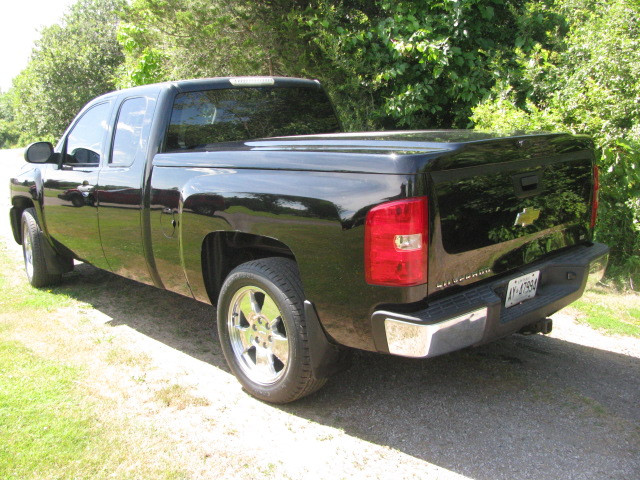 2007 Chevrolet Silverado 1500 in Cars & Trucks in St. Catharines - Image 3