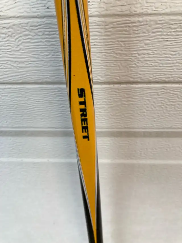 New Koho 242 Youth Street Hockey Sticks.  Left Shot in Hockey in City of Toronto - Image 5