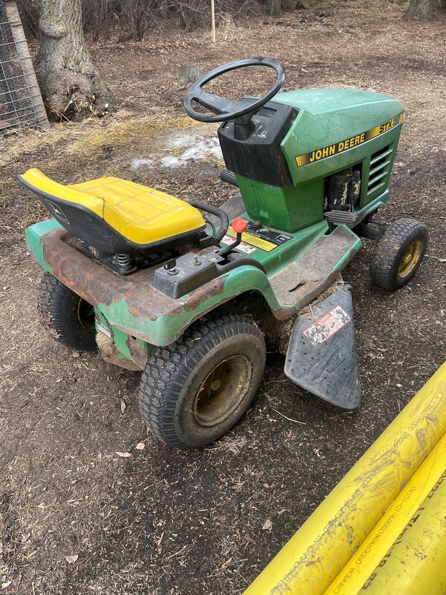 John Deere stx 30 Lawnmowers & Leaf Blowers Edmonton Kijiji