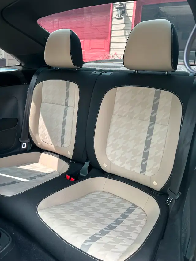 Volkswagen Beetle Coast 2018 $19 000 dans Autos et camions dans Ville de Montréal - Image 16