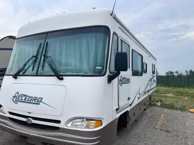 Vehicle description PLEASE NOTE: Please have your cash or financing ready prior to purchase! 1999 Ti...