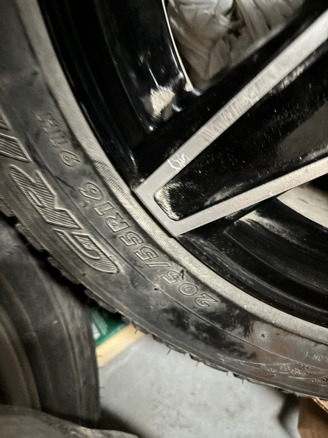 4 - 16” rims in Tires & Rims in Gatineau - Image 2