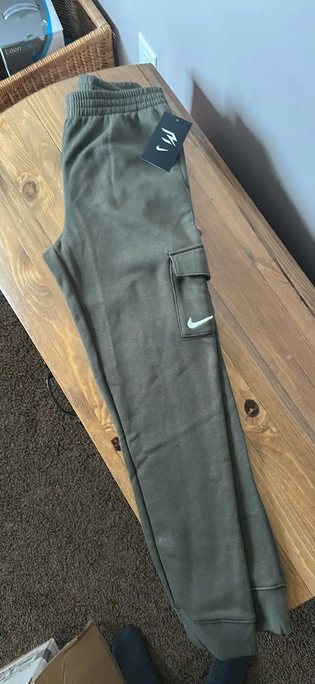 Brand new- Cargo joggers - large 12-13 yrs in Kids & Youth in St. Albert - Image 3