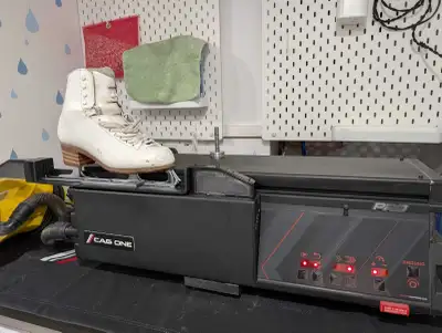 Figure skates sharpening, View more