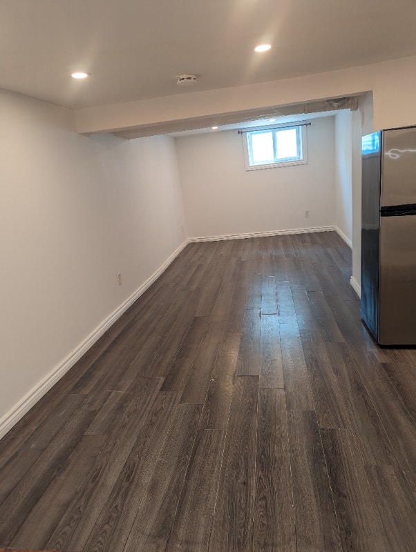 1 bedroom basement apartment in Welland Long Term Rentals St