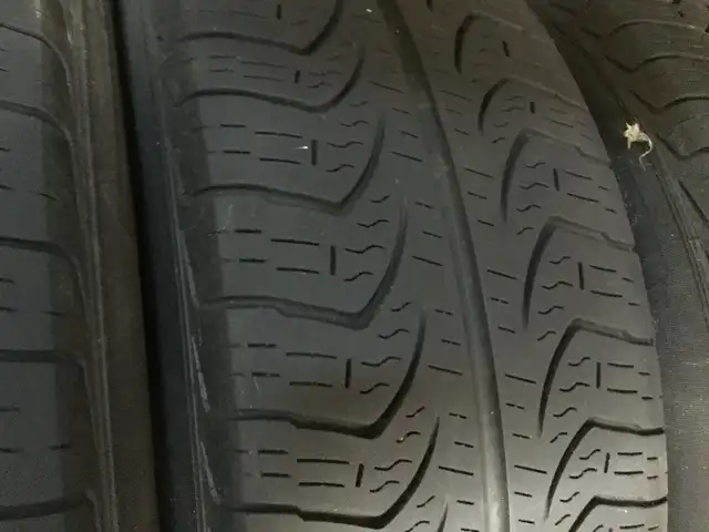 4. ALL SEASON PIRELLI TIRES WITH RIMS in Tires & Rims in City of Halifax - Image 5