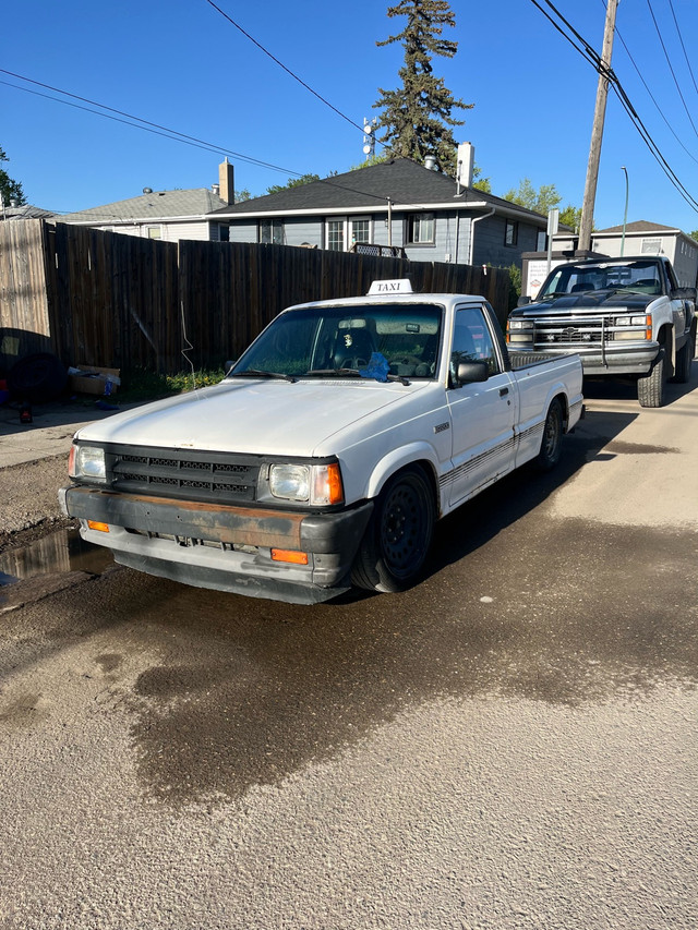 1991 b2200 in Cars & Trucks in Regina - Image 2