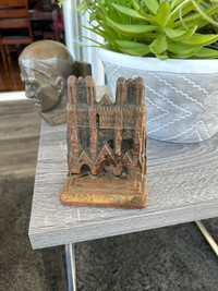 Cast bookend, notre dame cathedral 