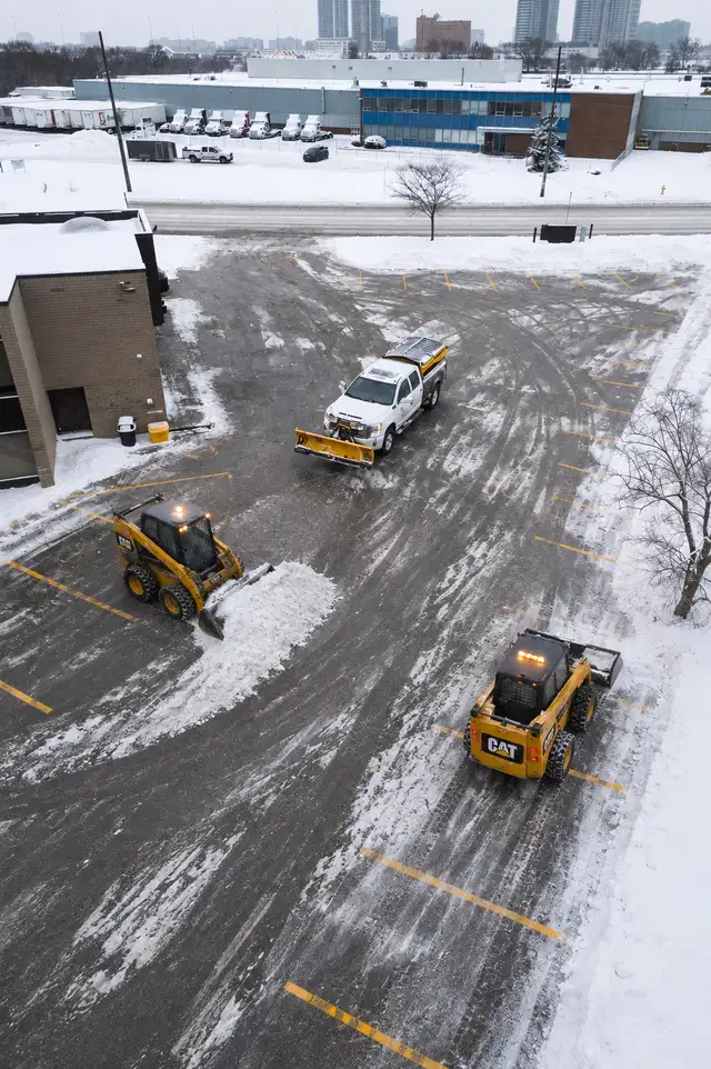 Scarborough /North York Commercial Snow $$$! in Snow Removal & Property Maintenance in City of Toronto - Image 3