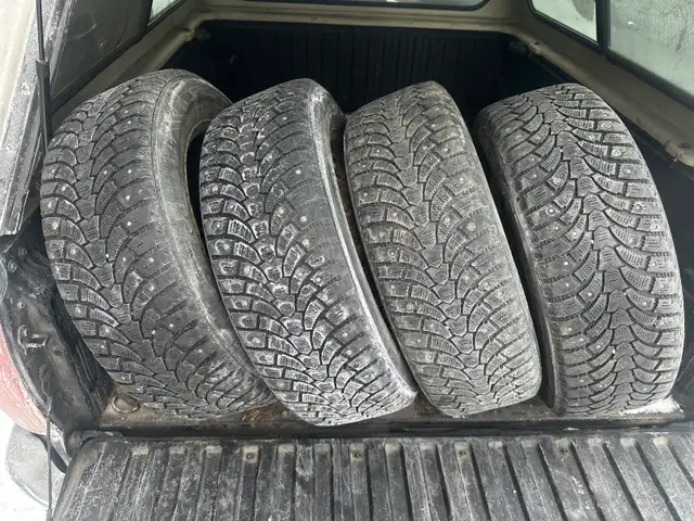 studded winter tires 205/60r16   in Tires & Rims in Ottawa - Image 2