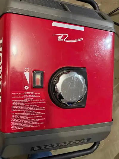 Like new condition Honda generator. Runs quiet, perfect for camping. 2009 dealer refurbished, bought...