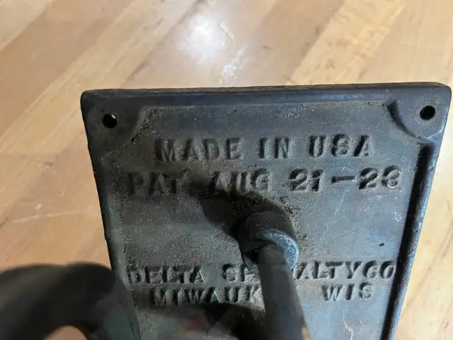Antique 1923 American Boy Fret saw, hand crank scroll saw, Delta in Power Tools in North Bay - Image 7