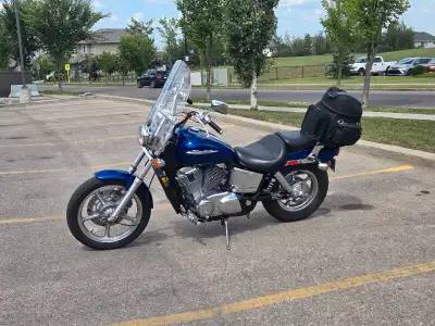 Great bike, brand new tires and oil change recently done . Ready to go.