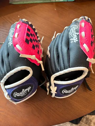 2 RAWLINGS BIGINNER'S BASEBALL GLOVES, View more