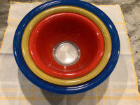 Pyrex nesting bowls in primary colours clear bottoms