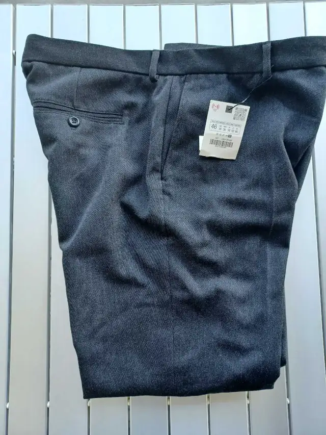 Zara Man Dress Pants in Men's in Windsor Region - Image 2