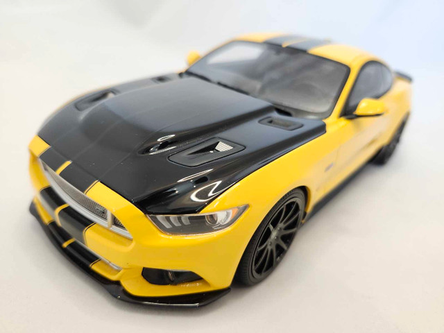Shelby GT Ford Mustang Yellow 1:18 Resin ACME GT Spirit Rare in Arts & Collectibles in Kawartha Lakes - Image 2