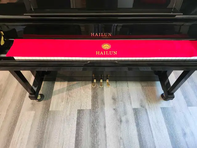 upright piano63373373059585124