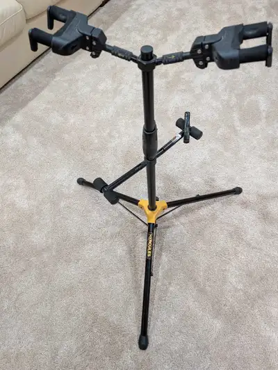2-guitar Hercules stand *BROKEN*, View more