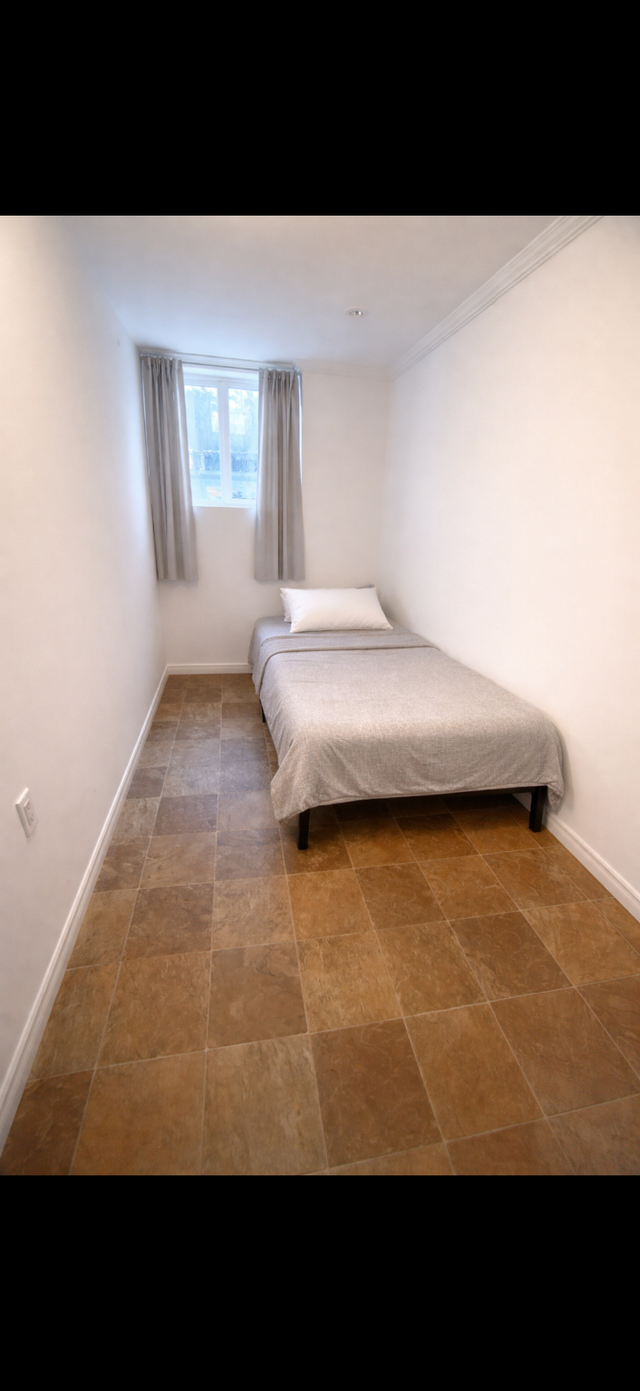 Room For Rent
