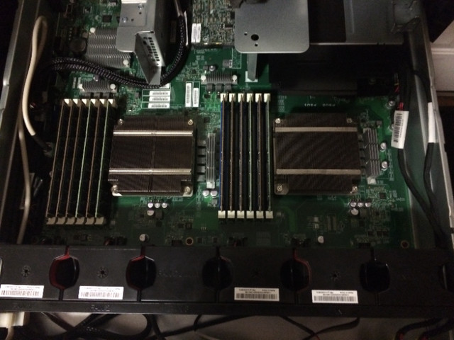 Lenovo 2U rackmount server, 2 CPU, 16Tb Hard drive, 96Gb RAM in Servers in Cambridge - Image 2