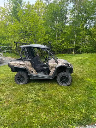 Can am commander xt 12400 km with snow plow and boat rack