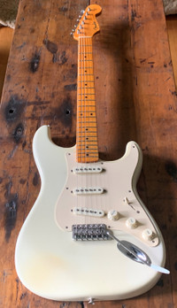Fender Stratocaster Eric Johnson Signature model