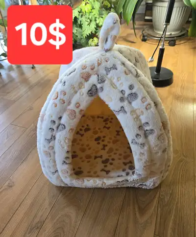 Lit ou cabane pour chat ou petit chien., View more