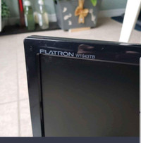 LG Flatron w1843TB18.5" LG Flatron w1843TB Monitor/ 2 cords incl