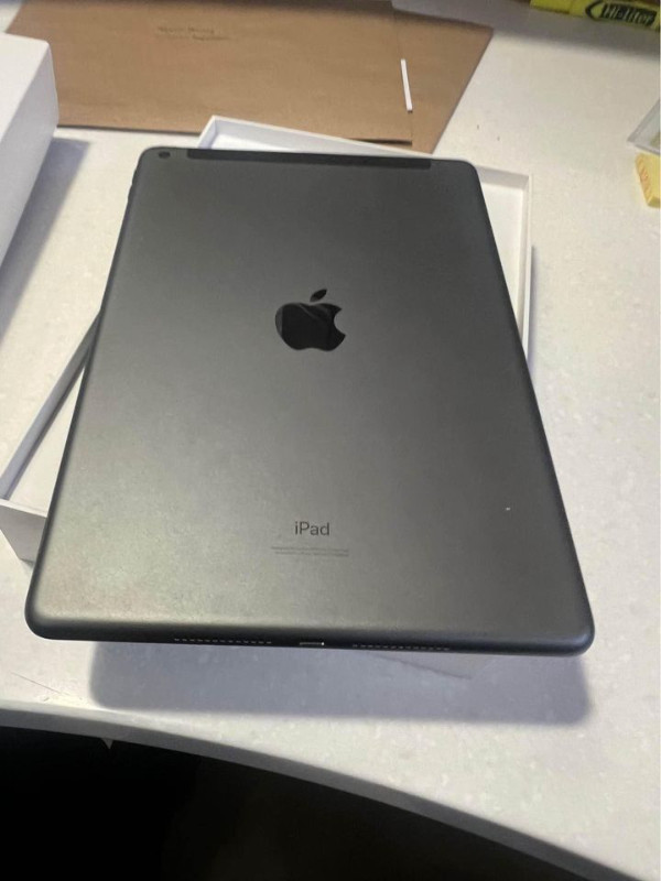 APPLE IPAD 9TH GEN CELLULAR 64 GB GREY COLOR WITH APPLE CARE in Other in Prince George