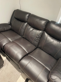 COUCH AND LOVESEAT RECLINERS