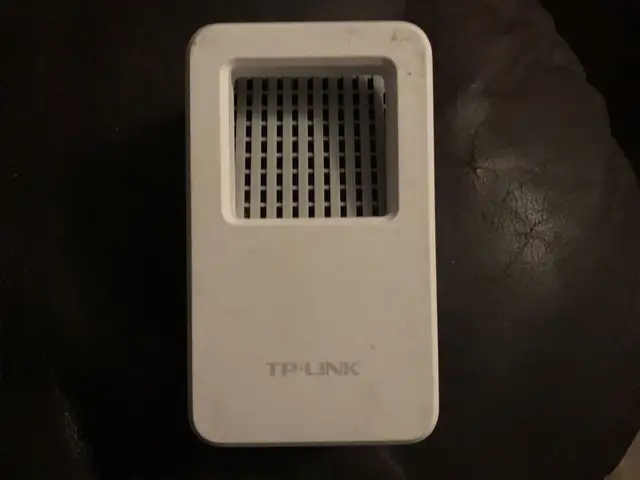 Kasa range extender in Networking in City of Toronto - Image 2