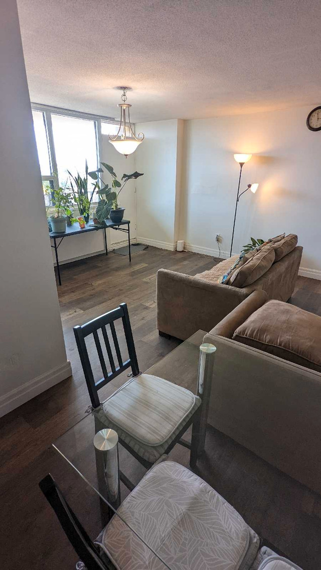 Bright Spacious Rooms. Vegetarian. Gujarati. Scarborough  in Long Term Rentals in City of Toronto