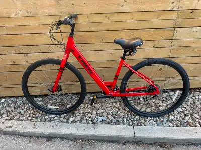 2025 Trek Verve 1 Lowstep Hybrid Bike – Size Small, View more