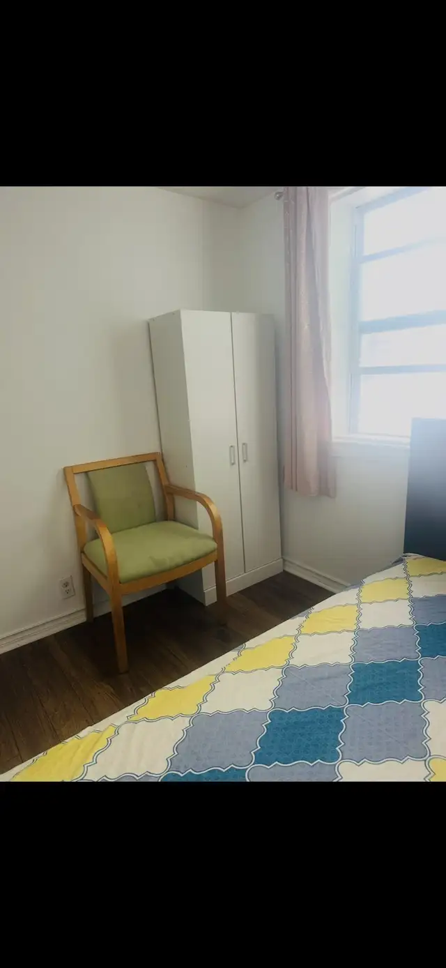 Room rent in Room Rentals & Roommates in Mississauga / Peel Region - Image 5