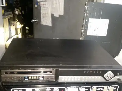 Q-See QSDF8204 4 Ch. H264 Network DVR nvr-- tons of dvr nvr and, View more