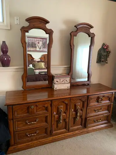 Drawers with Mirrors & Headboard, View more