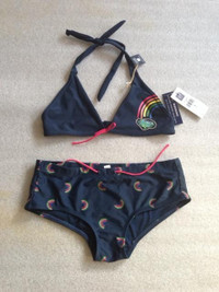 Bnwt. 2-piece Girl's swimsuit bathing suit by GapKids Size 8