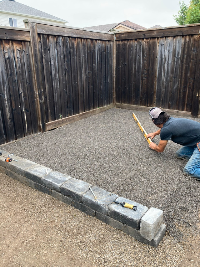 Retaining walls/interlock Interlock, Paving & Driveways Kitchener