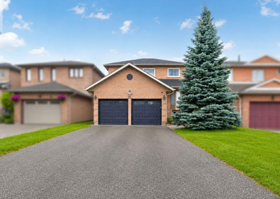 **Stunning 3-Bedroom Detached Home for Rent – Whitby** **Thickson & Burns, Whitby** **Available Imme...