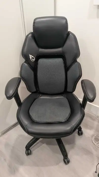 Black Gaming/Office Chair, View more