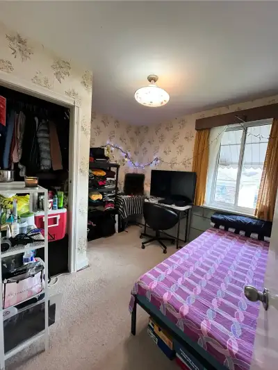 private room East York