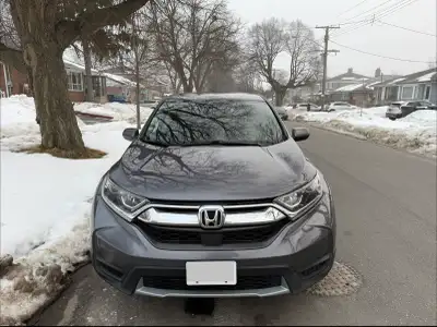 2018 Honda CR-V AWD Very Clean and neat family SUV with multiple features Heated seats, lane keeping...