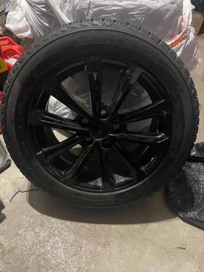 Like NEW!! Winter tires and rims. Only used 1/2 a season! Used on a 2022 Honda HR-V. 215 55R 17