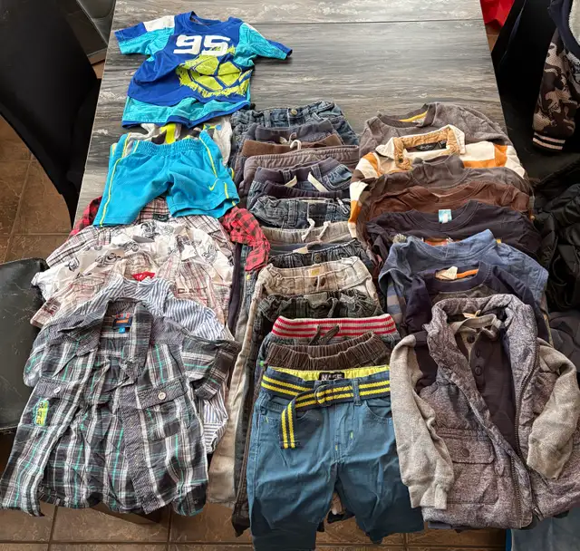 lots de vêtements pour enfants in Kids & Youth in Laval / North Shore - Image 3