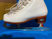 Riedel Skates- Worn Twice