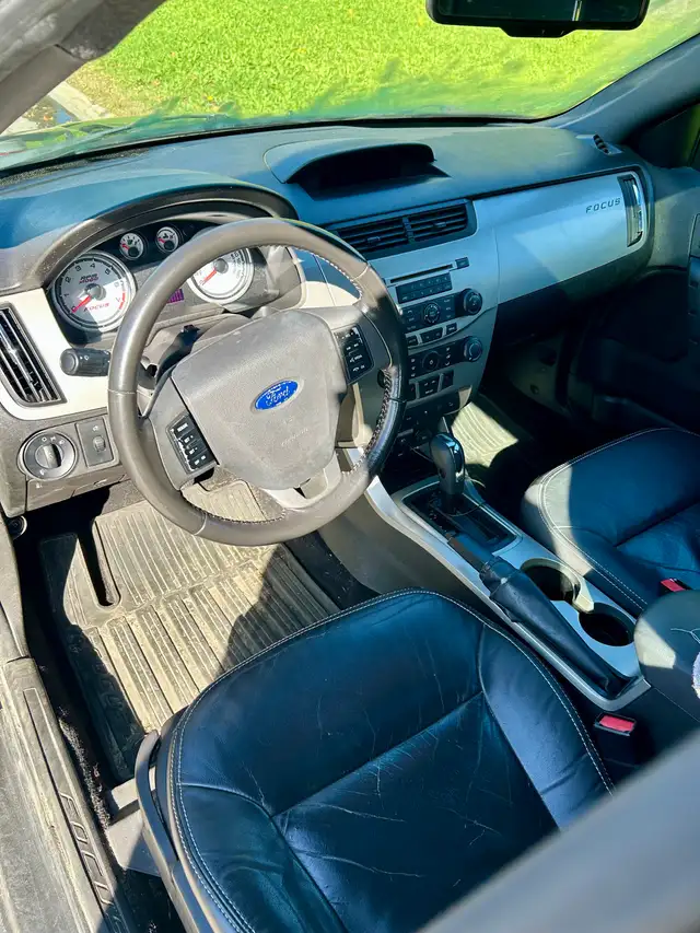 2011 Ford Focus SEL577405821334988804